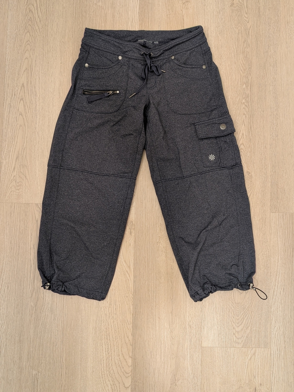 Athleta Bettona Boyfriend Cropped Cargo Pants